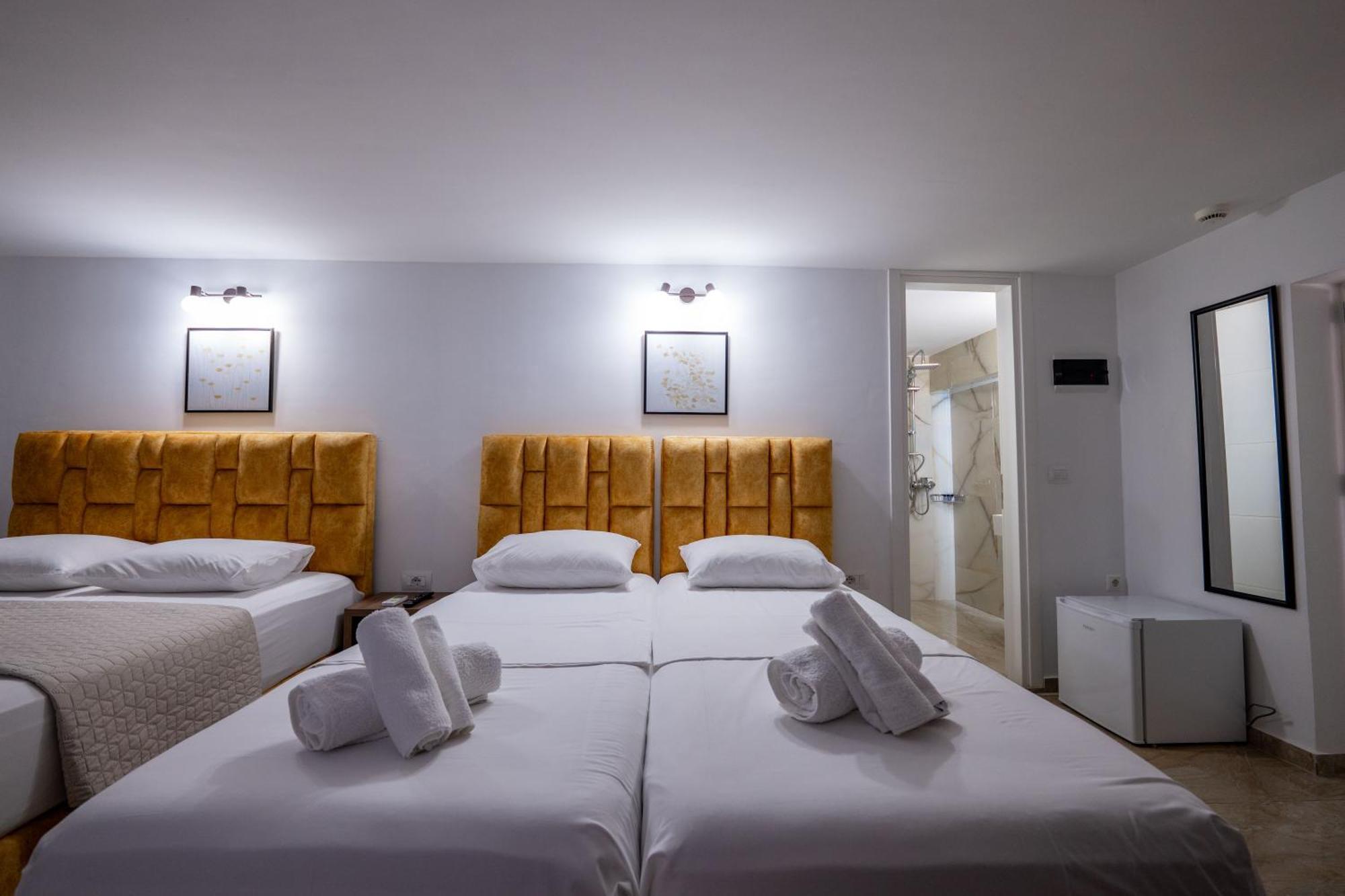 Hotel Elite Sarande Exterior photo