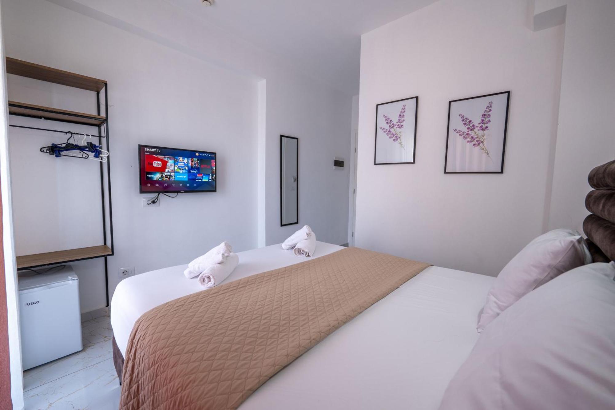 Hotel Elite Sarande Exterior photo