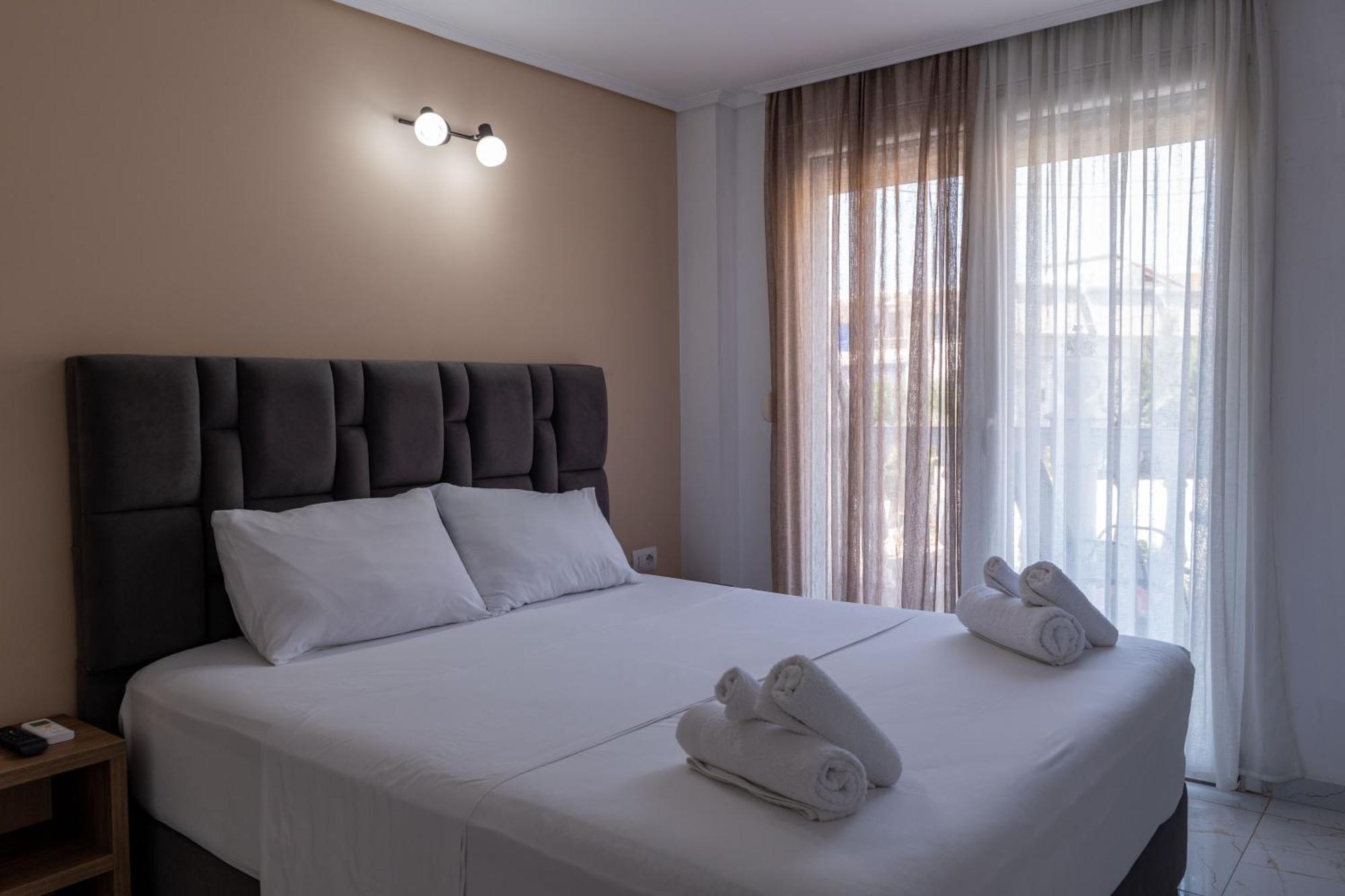 Hotel Elite Sarande Exterior photo