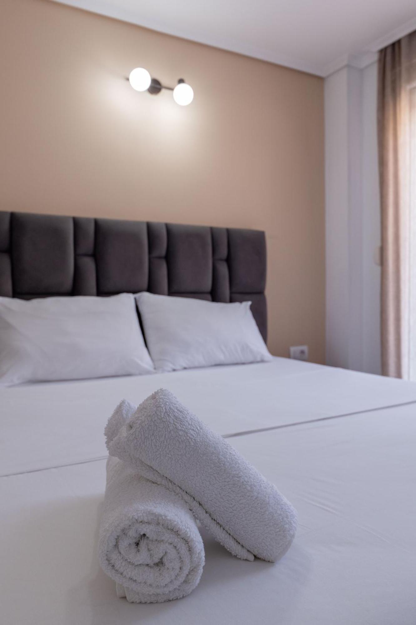 Hotel Elite Sarande Exterior photo